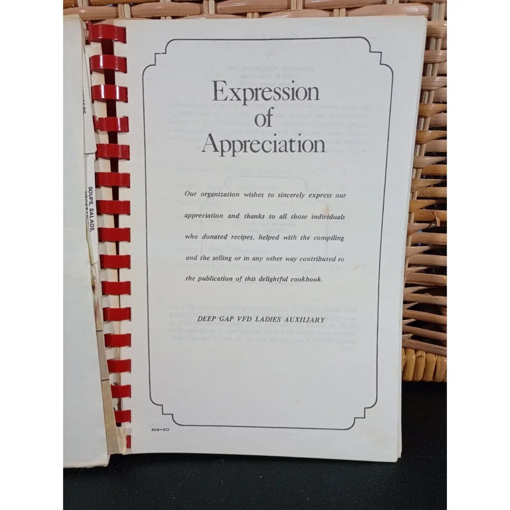 Deep Gap Volunteer‎ Fire Department Ladies Auxiliary Cookbook Deep Gap, NC 1980